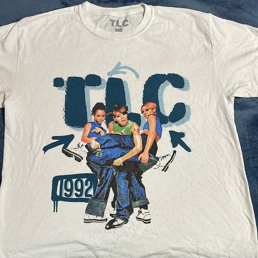 Graphic tee
